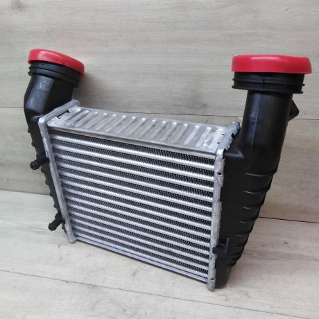 radiator-interkuler-volkswagen-passat-b5-gp-18-turbo-pod-datcik-novyi-art-35709-big-2