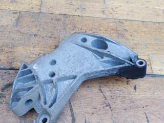 kronstein-dvigatelia-pravyi-volkswagen-passat-b7-18-tsi-art-41314