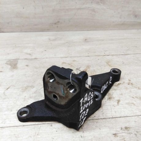kronstein-dvigatelia-toyota-avensis-t22-18i-1zz-fe-art-41865-big-1