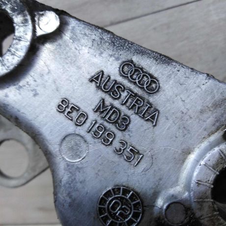 kronstein-krepleniia-dvigatelia-levyi-volkswagen-passat-b5-gp-art-43029-big-3