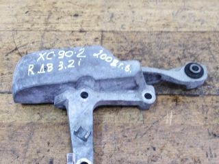 kronstein-krepleniia-dvigatelia-pravyi-volvo-xc90-rest-art-43409