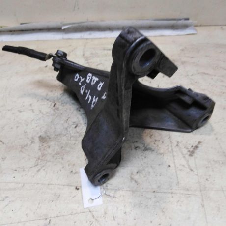 kronstein-dvigatelia-pravyi-audi-a4-b6-8e-20i-alt-art-45254-big-3