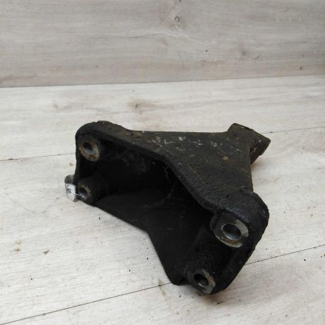 kronstein-dvigatelia-pravyi-chery-amulet-16i-art-45827-big-1