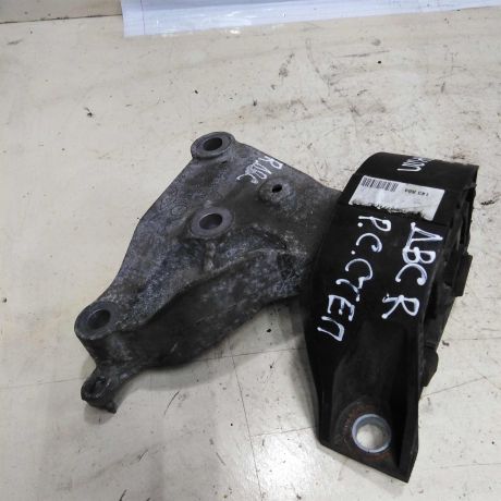 kronstein-dvigatelia-pravyi-renault-sandero-ii-stepway-15gv-renault-logan-ii-art-46682-big-1