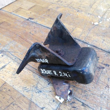 kronstein-dvigatelia-pravyi-kreplenie-great-wall-hover-h5-art-47399-big-0