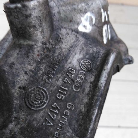 kronstein-maslianogo-filtra-24-aab-volkswagen-transporter-t4-art-47866-big-1