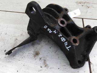 kronstein-dvigatelia-24-aab-volkswagen-transporter-t4-art-47992