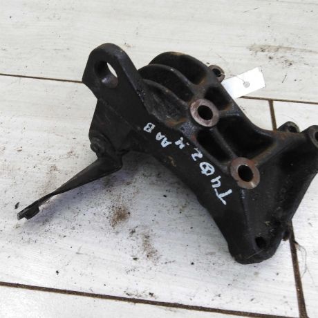 kronstein-dvigatelia-24-aab-volkswagen-transporter-t4-art-47992-big-0