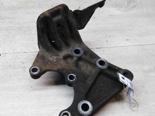 kronstein-dvigatelia-24-aab-volkswagen-transporter-t4-art-48099