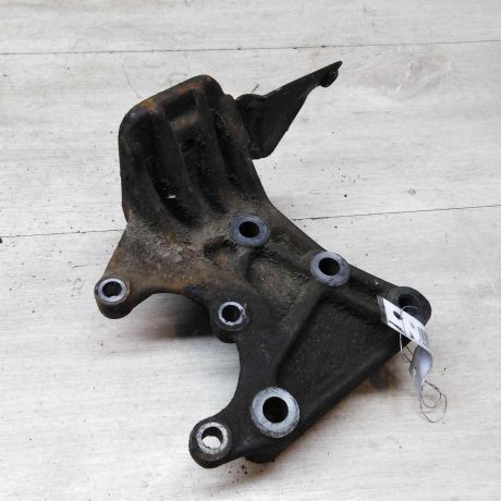 kronstein-dvigatelia-24-aab-volkswagen-transporter-t4-art-48099-big-0