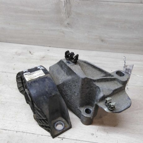kronstein-dvigatelia-pravyi-nissan-almera-iii-g15-art-48126-big-2