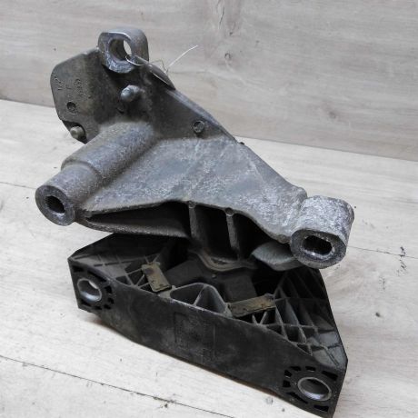 kronstein-dvigatelia-pravyi-nissan-almera-iii-g15-art-48126-big-4