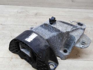 kronstein-krepleniia-dvigatelia-pravyi-nissan-almera-iii-g15-art-49581