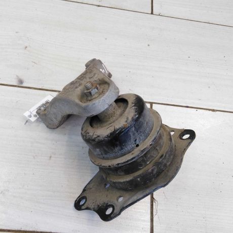 kronstein-dvigatelia-pravyi-opora-volkswagen-polo-sedan-art-49713-big-0