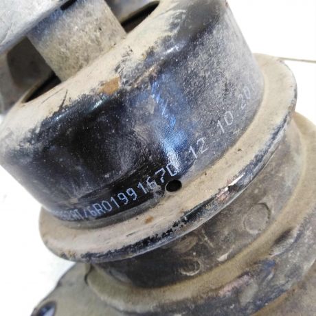kronstein-dvigatelia-pravyi-opora-volkswagen-polo-sedan-art-49713-big-3