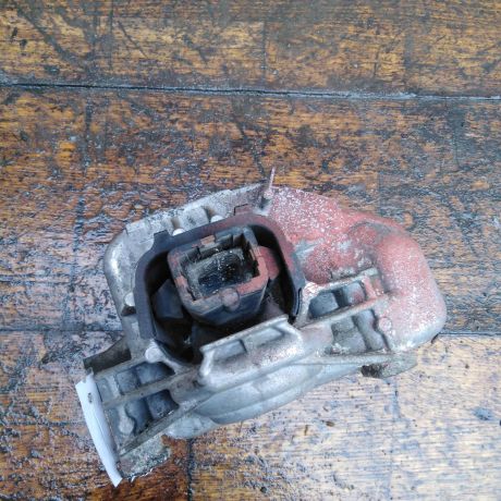 kronstein-dvigatelia-kreplenie-pravoe-citroen-c3-art-51277-big-4