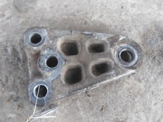 kronstein-dvigatelia-hyundai-elantra-iii-xd-2-art-51346