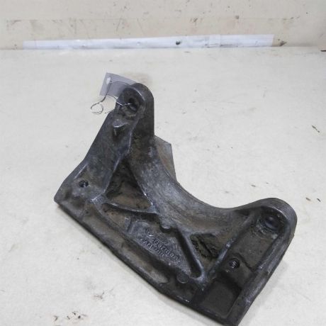 kronstein-krepleniia-dvigatelia-pravyi-25-tdi-audi-a6-c4-audi-100-c4-ael-aat-art-56550-big-1