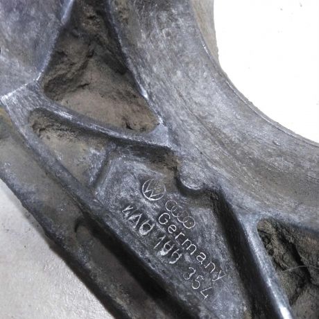 kronstein-krepleniia-dvigatelia-pravyi-25-tdi-audi-a6-c4-audi-100-c4-ael-aat-art-56550-big-3