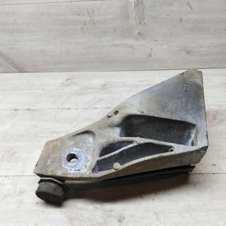 kronstein-pravyi-krepleniia-dvigatelia-bmw-x5-ii-e70-do-rest-art-58277-big-1