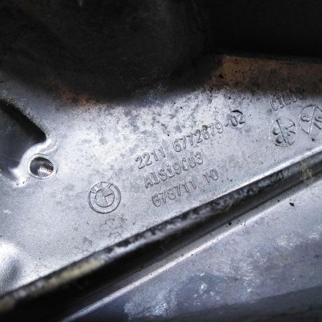 kronstein-levyi-krepleniia-dvigatelia-bmw-x5-ii-e70-do-rest-art-58397-big-3