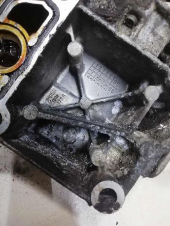 kronstein-maslianogo-filtra-bmw-e46-kupe-do-rest-20i-art-60124-big-3