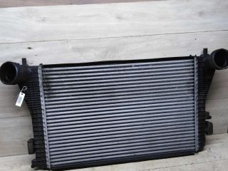 interkuler-radiator-interkulera-volkswagen-passat-b6-19tdi-mkpp-27-sedan-bu-original-art-60448