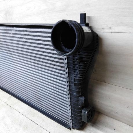 interkuler-radiator-interkulera-volkswagen-passat-b6-19tdi-mkpp-27-sedan-bu-original-art-60448-big-4