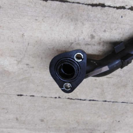 patrubok-ventiliacii-karternyx-gazov-volkswagen-passat-b3-b4-028103491j-art-71039-big-1