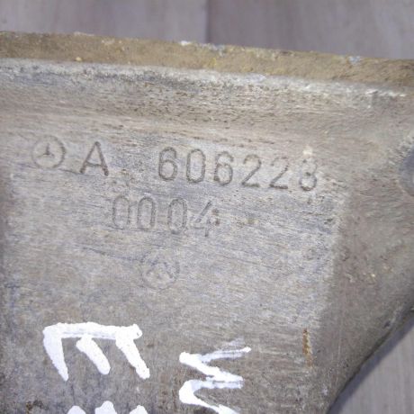 kronstein-krepleniia-dvigatelia-levyi-mercedes-w210-e320-art-73758-big-4