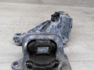 kronstein-krepleniia-dvigatelia-pravyi-opora-renault-fluence-i-restailing-art-78734