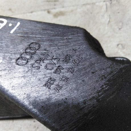 kronstein-dvigatelia-levyi-audi-a4-b6-art-83120-big-2