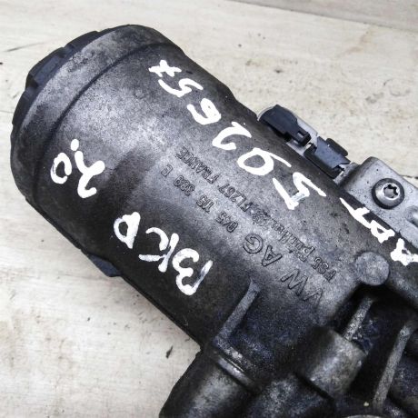 kronstein-maslianogo-filtra-skoda-octavia-a5-volkswagen-golf-v-20-tdi-bkd-art-89946-big-1