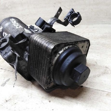 kronstein-maslianogo-filtra-skoda-octavia-a5-volkswagen-golf-v-20-tdi-bkd-art-89946-big-2