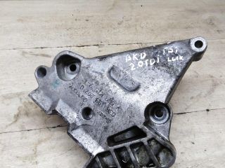 kronstein-krepleniia-dvigatelia-volkswagen-passat-b6-20-tdi-bmr-art-89952