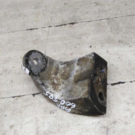 kronstein-krepleniia-dvigatelia-pravyi-verxnii-hyundai-santa-fe-i-art-91793-big-2