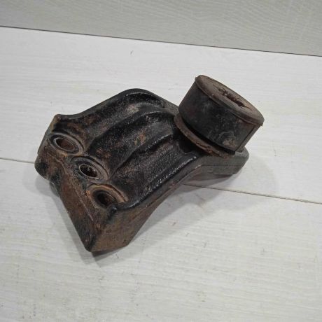 kronstein-dvigatelia-pravyi-hyundai-ix35-i-art-93274-big-4