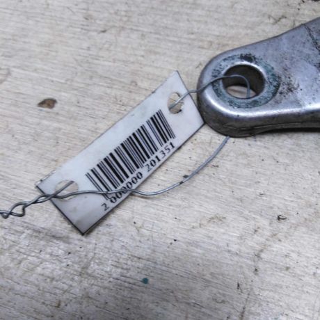 kronstein-krepleniia-dvigatelia-perednei-opora-audi-a4-b6-art-95208-big-3