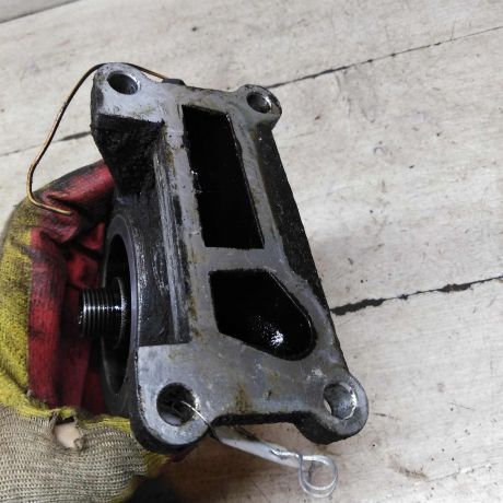 kronstein-maslianogo-filtra-18i-qqdb-ford-focus-2-art-95723-big-2