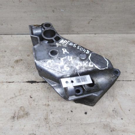 kronstein-krepleniia-dvigatelia-16i-akl-volkswagen-golf-4-skoda-octavia-tour-volkswagen-bora-art-99483-big-0