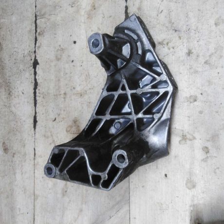 kronstein-krepleniia-dvigatelia-16i-akl-volkswagen-golf-4-skoda-octavia-tour-volkswagen-bora-art-99483-big-5