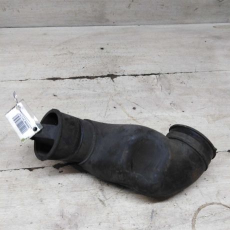 patrubok-vozdusnogo-oxlazdeniia-ford-galaxy-art-100076-big-0