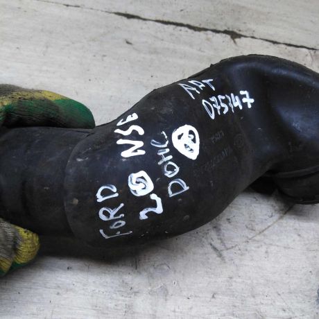 patrubok-vozdusnogo-oxlazdeniia-ford-galaxy-art-100076-big-2