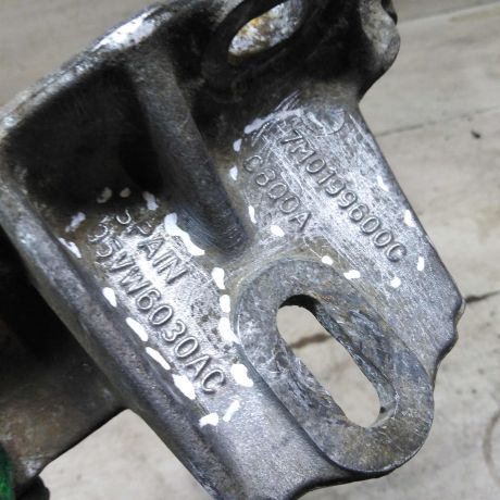 kronstein-dvigatelia-verxnii-ford-galaxy-art-100083-big-2