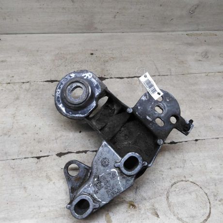 kronstein-dvigatelia-pravyi-volkswagen-passat-b5-volkswagen-passat-b5-gp-audi-a6-c5-skoda-superb-i-art-100496-big-0