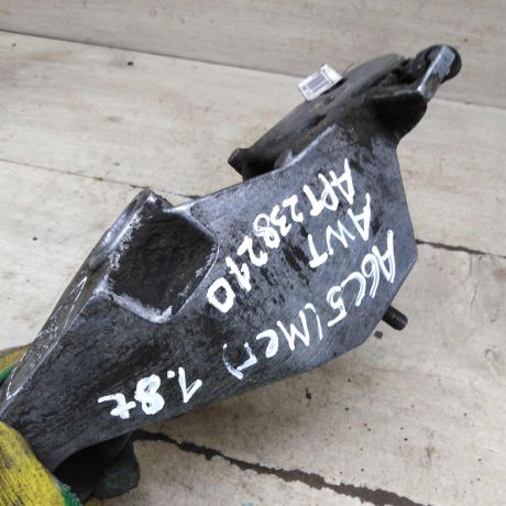 kronstein-dvigatelia-pravyi-volkswagen-passat-b5-volkswagen-passat-b5-gp-audi-a6-c5-skoda-superb-i-art-100496-big-1