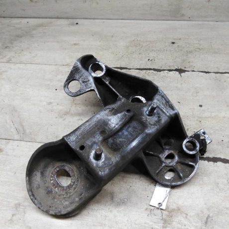 kronstein-dvigatelia-pravyi-volkswagen-passat-b5-volkswagen-passat-b5-gp-audi-a6-c5-skoda-superb-i-art-100496-big-3