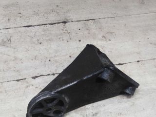 kronstein-dvigatelia-levyi-25-tdi-volvo-s80-art-100891