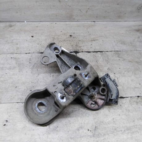 kronstein-dvigatelia-kreplenie-pravyi-volkswagen-passat-b5-volkswagen-passat-b5-gp-audi-a6-c5-art-101204-big-1
