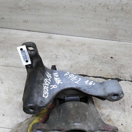 kronstein-krepleniia-dvigatelia-pravyi-opora-renault-fluence-i-art-102434-big-1